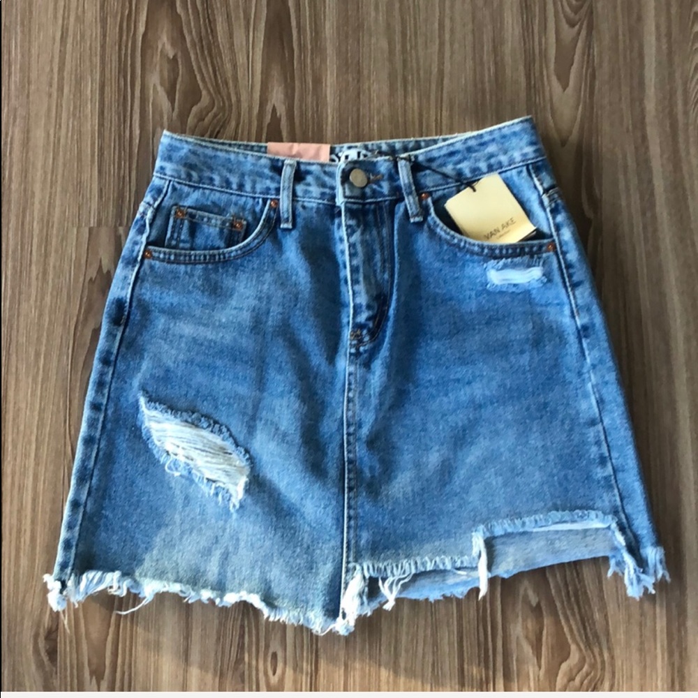 New Denim skirt